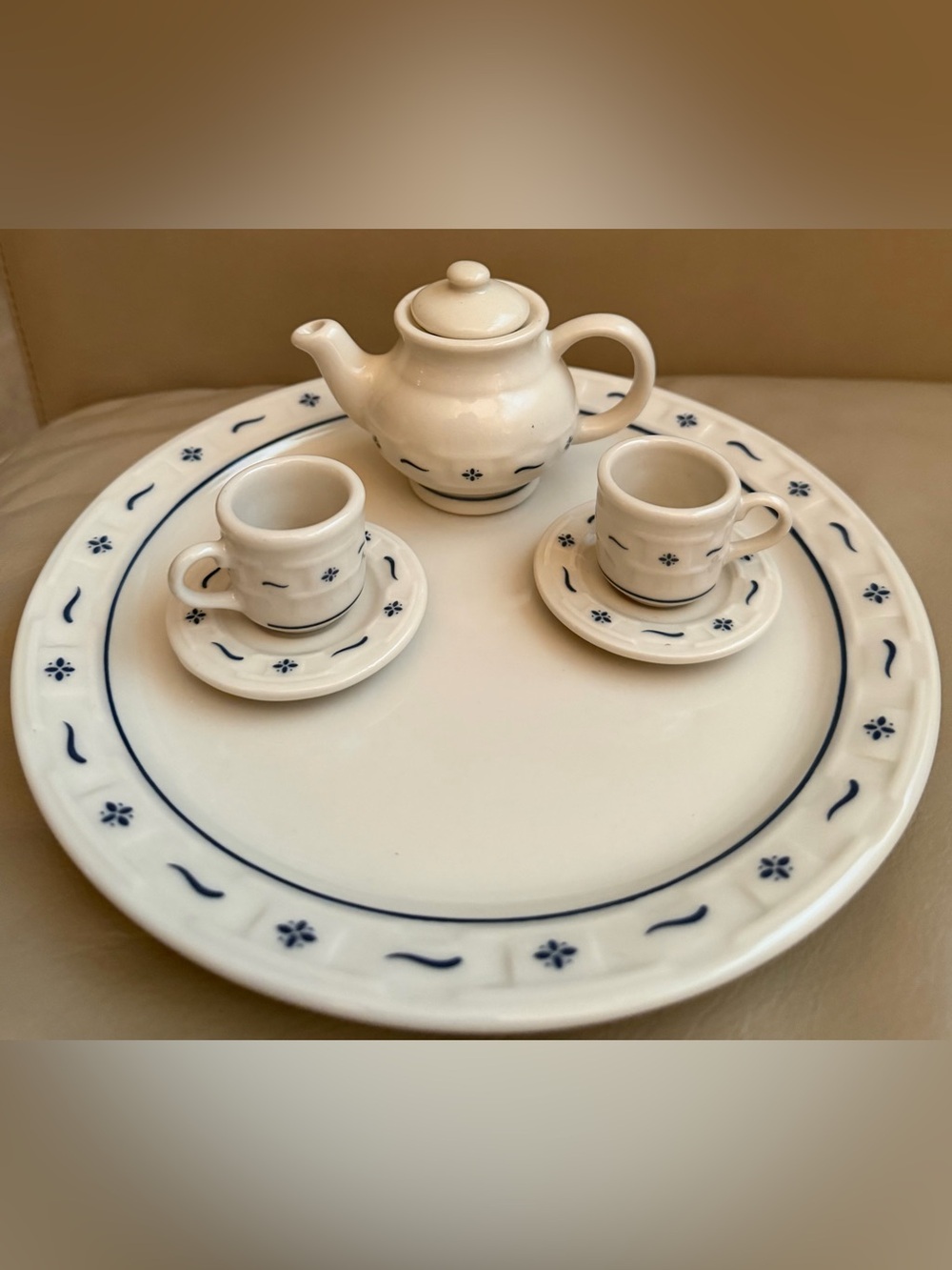 LONGABERGER COLLECTORS CLUB MINIATURE TEA SET/1996